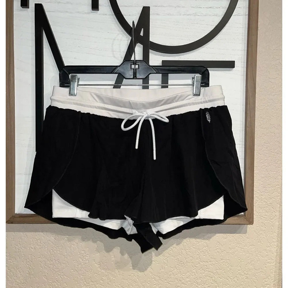 Free People Pants - Free People Movement Day Dream 2-in-1 Shorts